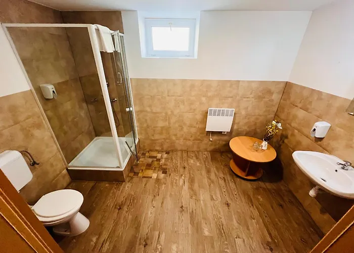 Mátyus Udvarház Kengyel Bed and breakfast