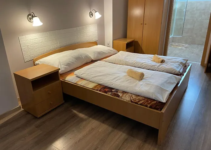 Mátyus Udvarház Kengyel Bed and breakfast