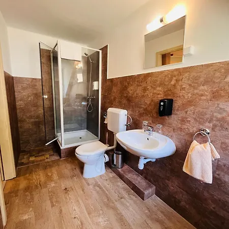 Matyus Udvarhaz Kengyel Fogado 3*