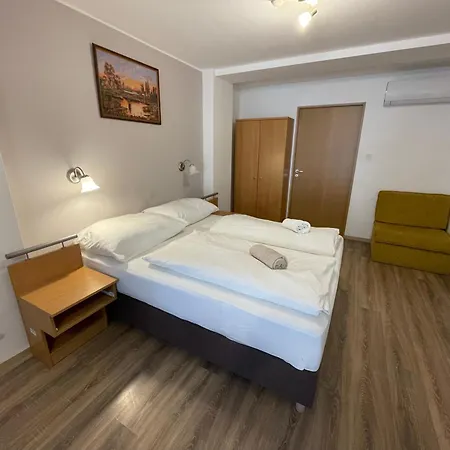 Matyus Udvarhaz Kengyel Fogado