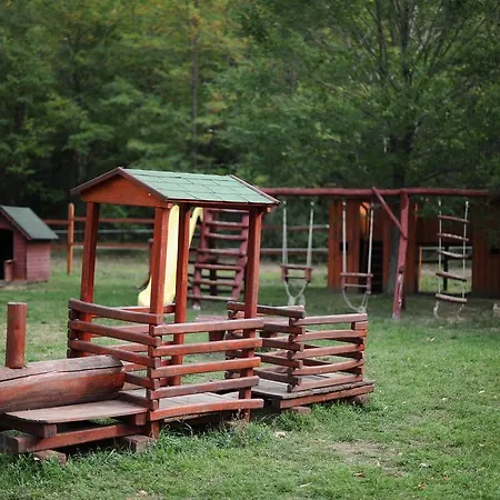 Bed and Breakfast Matyus Udvarhaz Kengyel Fogado Έγκερ