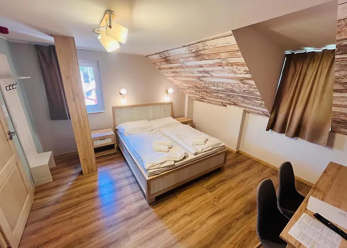 Matyus Udvarhaz Kengyel Fogado 3* Eger