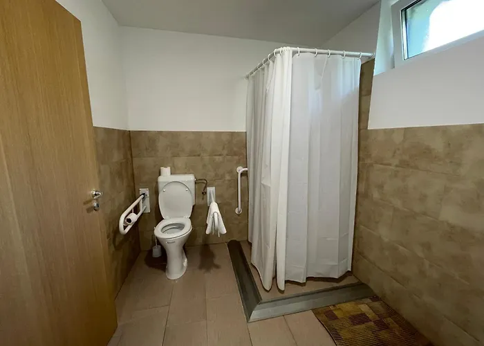 Bed & Breakfast Matyus Udvarhaz Kengyel Fogado 3*